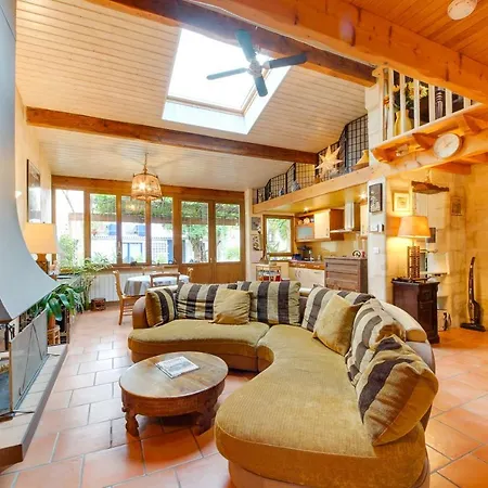 Apartment Superbe Maison En Pierre Bordelaise